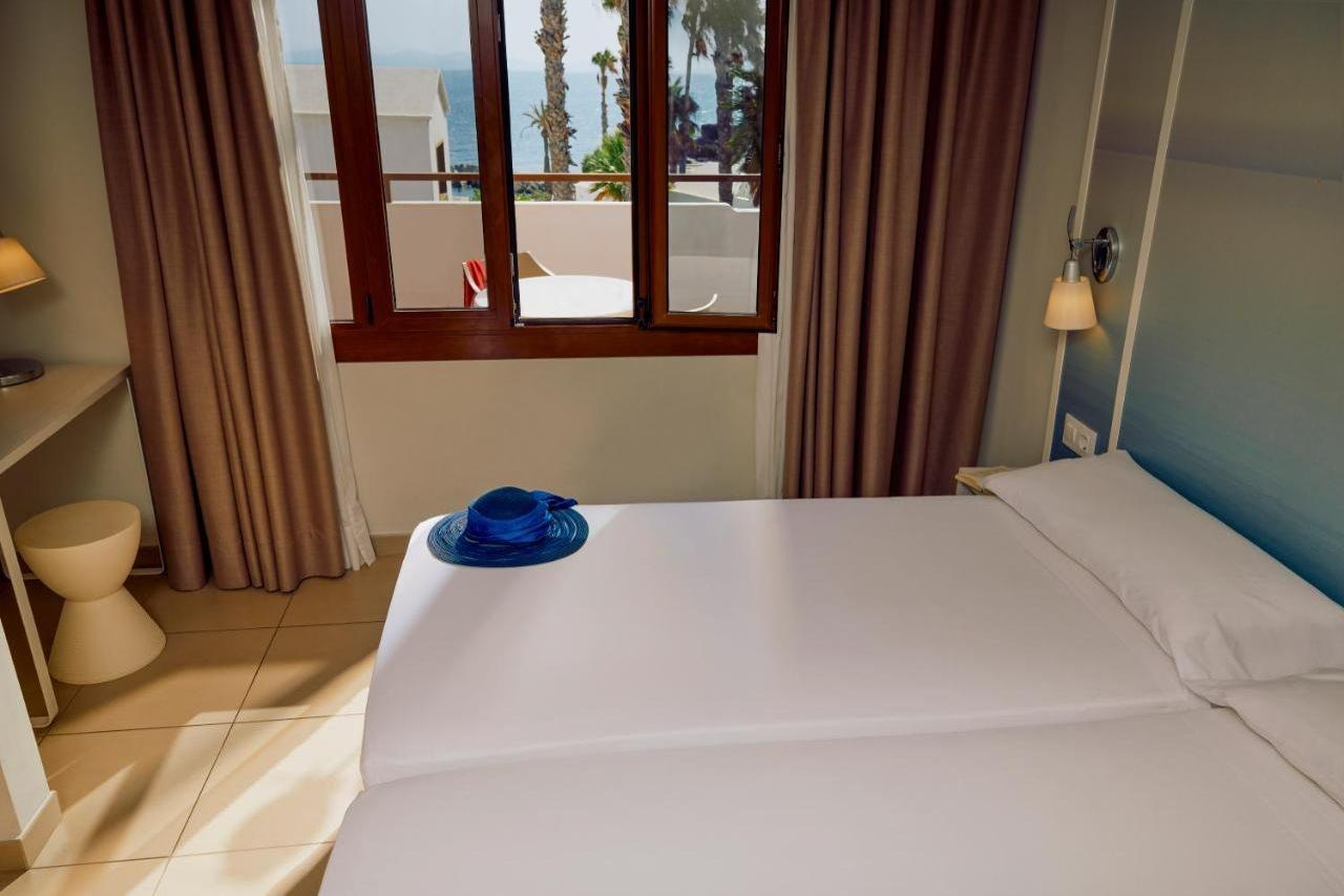 Flamingo Beach Resort 플라야블랑카 외부 사진
